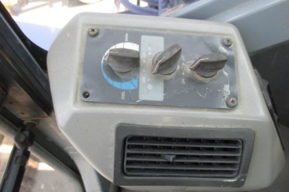 ขายแบคโฮ KOBELCO SK30UR-3