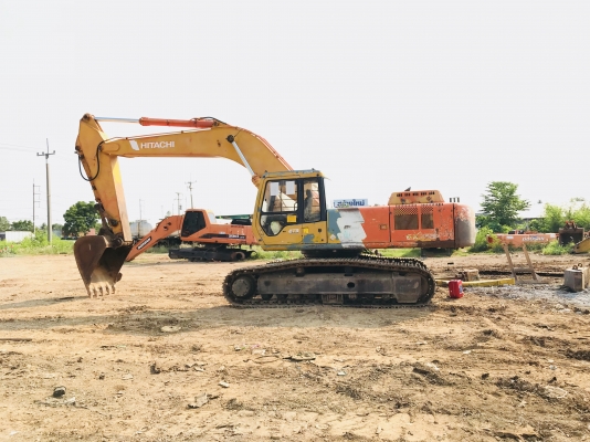 ขายHITACHI EX300-3C ระบบไฟ้าครบ เอวแน่น ช่วงล่างเต็ม เอกสารเล่มทะเบียน