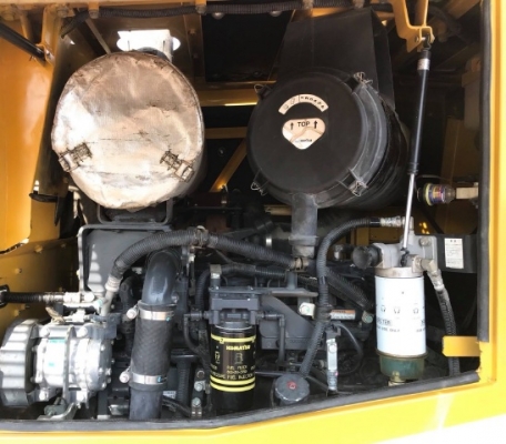 ขายรถตักล้อยาง KOMATSU WA320-6 ปี 2013 รถนอกนำเข้าเองจากญี่ปุ่น สภาพสวยพร้อมใช้งาน มีVDOการทำงานครับ