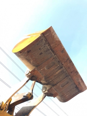 ขายรถตักล้อยาง TCM L32-3 รถนอกนำเข้าเองจากญี่ปุ่น สภาพสวยพร้อมใช้งาน มีVDOการทำงานครับ