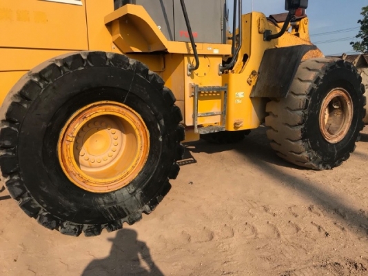 ขายรถตักล้อยาง TCM L32-3 รถนอกนำเข้าเองจากญี่ปุ่น สภาพสวยพร้อมใช้งาน มีVDOการทำงานครับ