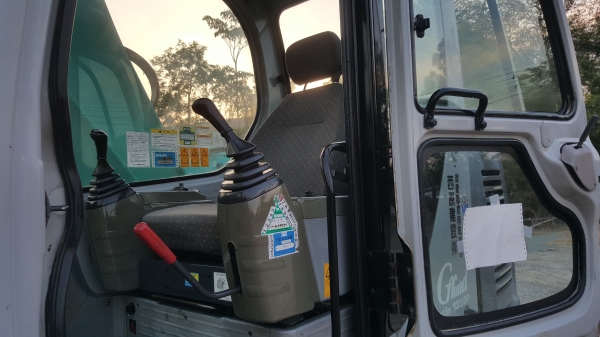 SK135 YY01 รถญี่ปุ่นสภาพสวย 0819863811นุ