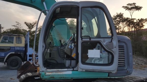 SK135 YY01 รถญี่ปุ่นสภาพสวย 0819863811นุ