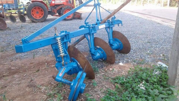 ขายผานสามโครงสี่CMT ขายผานสามโครงสี่CMT