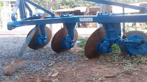 ขายผานสามโครงสี่CMT ขายผานสามโครงสี่CMT