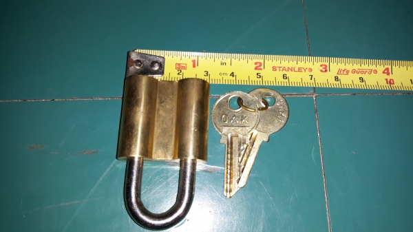 ขายแม่กุญแจทองเหลืองวินเทจ MADE IN THAILAND. งานเก่า30-40ปีที่แล้ว ใหม่เก่าเก็บ