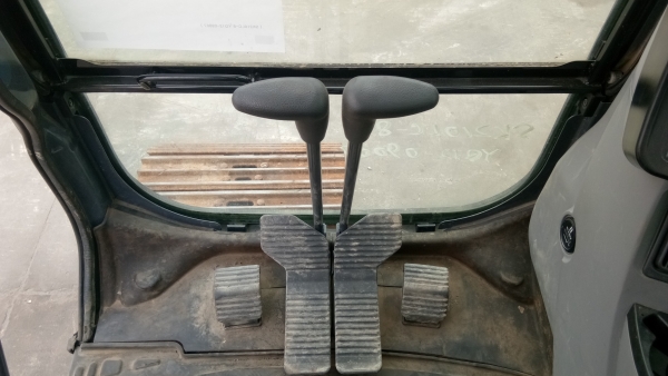 ขายรถแบคโฮ SK210LC-8YQ12 บูมยาว 15 เมตร นำเข้าจากญี่ปุ่น ยังไม่ผ่านการใช้งานในไทย ขายรถแบคโฮ SK210LC-8YQ12 บูมยาว 15 เมตร นำเข้าจากญี่ปุ่น ยังไม่ผ่านการใช้งานในไทย