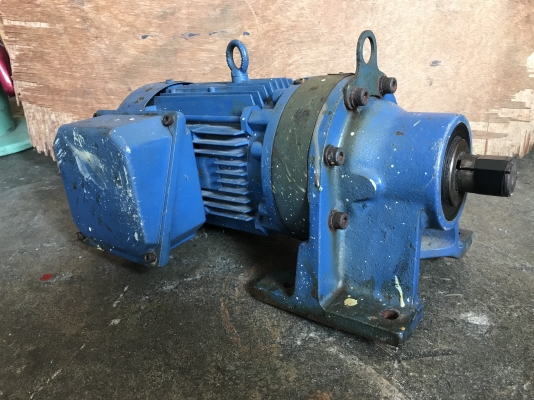 ขายมอเตอร์เกียร์ Cycrodrive Sumitomo 1HP. 380V made in Japan อัตราทด 1:51 เพลาออกประมาณ 28รอบต่อนาที สภาพสวย หขายมอเตอร์เกียร์ Cycrodrive Sumitomo 1HP. 380V made in Japan อัตราทด 1:51สภาพสวย หมุนนิ่ม พร้อมใช้งาน