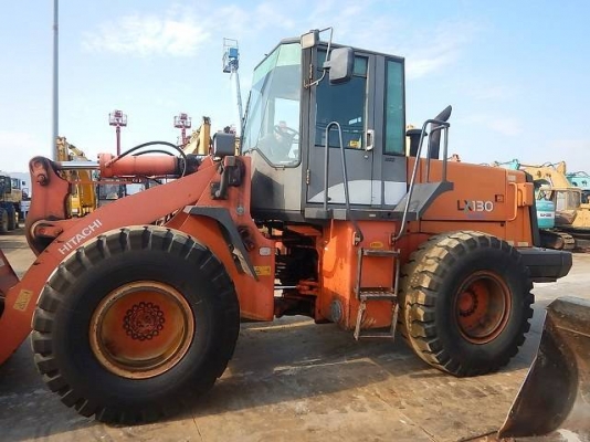 รถญี่ปุ่นเกรดA ขายถูก HITACHI LX130-7 เก่าญี่ปุ่นแท้ สภาพสวย ราคาไม่แพง โทร.090-986-2521 อ๊อบ