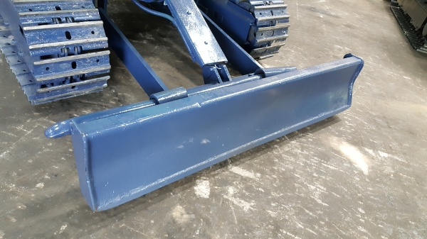 ขาย รถขุด KOMATSU รุ่น PC27-8-- มือสองญี่ปุ่น แทรกเหล็ก สลัก บูทเอวแน่น 100\% คันนี้ มีหัวกระแทกในตัว  สวยพร้อมใช้งาน มือถือ 0818753444