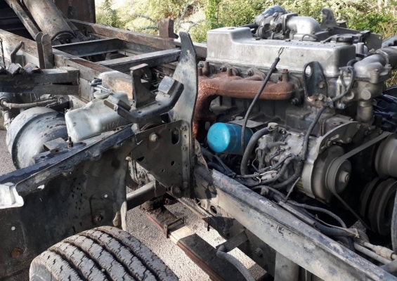 ขาย.ราคาเบาๆ 395,000บ.รถเดิมๆ หกล้อ นิสัน MKA121G FD46-130แรง ปี40 ดั้ม.สามมิต 5คิว รถห้าง สภาพเดิมๆสวยไม่เคยทำสีหัวบางพายในครบ พร้อมใช้งาน เล่ม,ทะเบียนพร้อมโอน