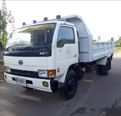 ขาย.ราคาเบาๆ 395,000บ.รถเดิมๆ หกล้อ นิสัน MKA121G FD46-130แรง ปี40 ดั้ม.สามมิต 5คิว รถห้าง สภาพเดิมๆสวยไม่เคยทำสีหัวบางพายในครบ พร้อมใช้งาน เล่ม,ทะเบียนพร้อมโอน