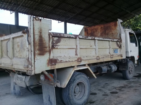 ขาย.ราคาเบาๆ 395,000บ.รถเดิมๆ หกล้อ นิสัน MKA121G FD46-130แรง ปี40 ดั้ม.สามมิต 5คิว รถห้าง สภาพเดิมๆสวยไม่เคยทำสีหัวบางพายในครบ พร้อมใช้งาน เล่ม,ทะเบียนพร้อมโอน