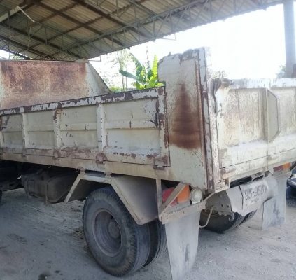 ขาย.ราคาเบาๆ 395,000บ.รถเดิมๆ หกล้อ นิสัน MKA121G FD46-130แรง ปี40 ดั้ม.สามมิต 5คิว รถห้าง สภาพเดิมๆสวยไม่เคยทำสีหัวบางพายในครบ พร้อมใช้งาน เล่ม,ทะเบียนพร้อมโอน