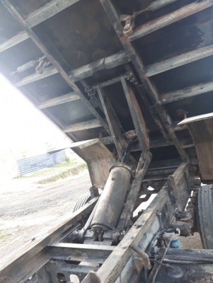 ขาย.ราคาเบาๆ 395,000บ.รถเดิมๆ หกล้อ นิสัน MKA121G FD46-130แรง ปี40 ดั้ม.สามมิต 5คิว รถห้าง สภาพเดิมๆสวยไม่เคยทำสีหัวบางพายในครบ พร้อมใช้งาน เล่ม,ทะเบียนพร้อมโอน