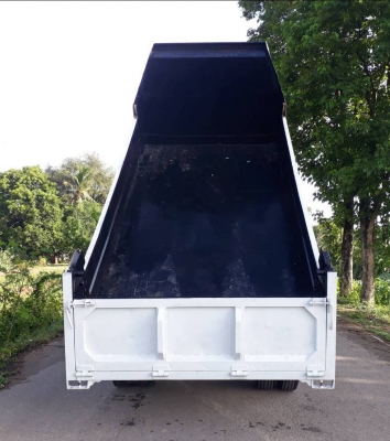 ขาย.ราคาเบาๆ 395,000บ.รถเดิมๆ หกล้อ นิสัน MKA121G FD46-130แรง ปี40 ดั้ม.สามมิต 5คิว รถห้าง สภาพเดิมๆสวยไม่เคยทำสีหัวบางพายในครบ พร้อมใช้งาน เล่ม,ทะเบียนพร้อมโอน