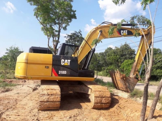CAT 318 D CAT 318 D