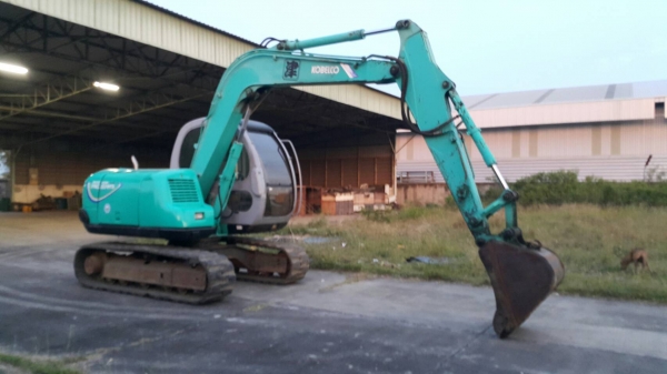 ขายรถแบ็คโฮ sk60 เก่าญี่ปุ่น ขายรถแบ็คโฮ sk60 เก่าญี่ปุ่น