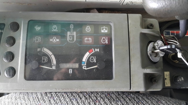 ขายรถแบ็คโฮ sk60 เก่าญี่ปุ่น ขายรถแบ็คโฮ sk60 เก่าญี่ปุ่น