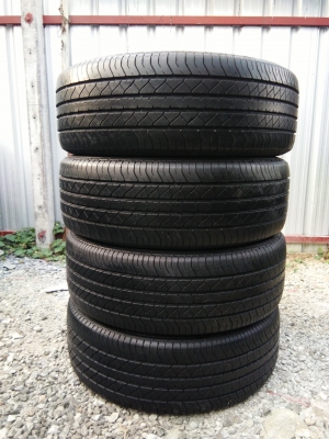ขายยาง 205/55R16 YOKOHAMA ปี16 ดอกยางเต็มหนาสดเท่ากัน ชุดละ 3200 บาท