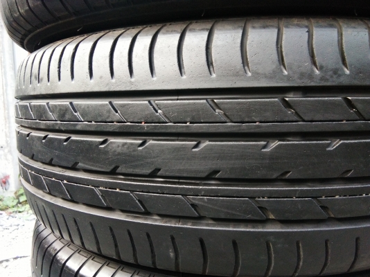 ขายยาง 205/55R16 YOKOHAMA ปี16 ดอกยางเต็มหนาสดเท่ากัน ชุดละ 3200 บาท