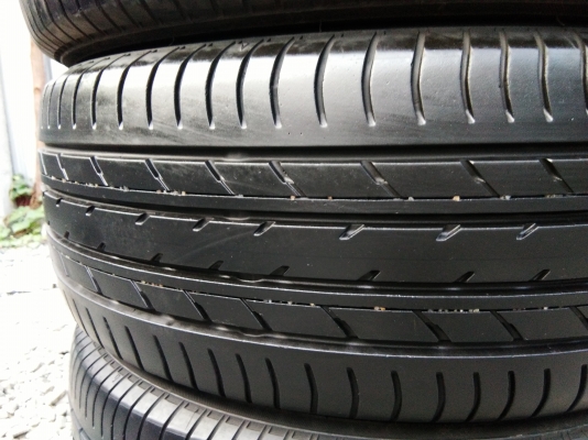 ขายยาง 205/55R16 YOKOHAMA ปี16 ดอกยางเต็มหนาสดเท่ากัน ชุดละ 3200 บาท