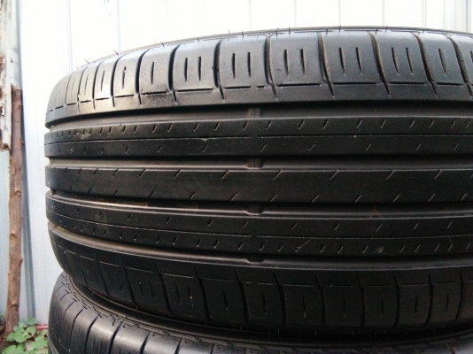 ขายยาง 215/55R16 DUNLOP ปี17 ดอกยางสวยสด ชุดละ 3200 บาท