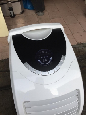 **** ขายแอร์เคลื่อนที่ 12500 BTU สภาพ 90 เปอร์เซ็นต์ ****