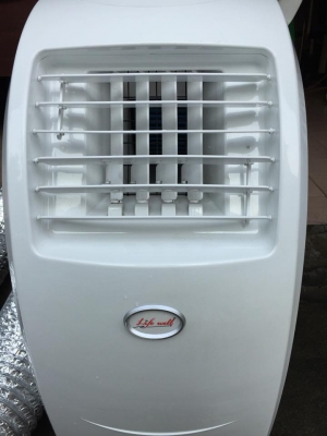 **** ขายแอร์เคลื่อนที่ 12500 BTU สภาพ 90 เปอร์เซ็นต์ ****