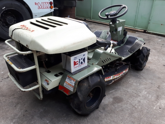 รถตัดหญ้านั่งขับ Sato YKS160G นำเข้าจากญี่ปุ่น รถตัดหญ้านั่งขับ Sato YKS160G นำเข้าจากญี่ปุ่น