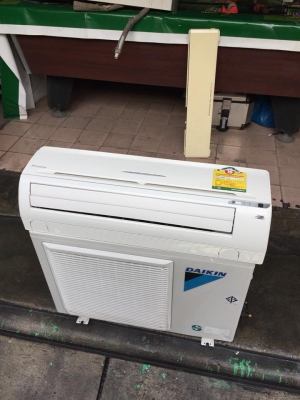 **** ขายแอร์ DAIKIN 12500 BTU สภาพสวย ****