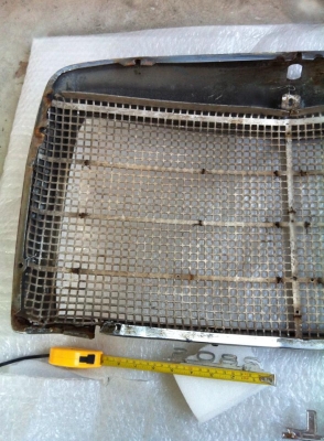 ใส้กระจังหน้าอลูมิเนียมตาถี่ /8 w114 115 หน้าแคบ