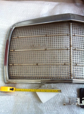 ใส้กระจังหน้าอลูมิเนียมตาถี่ /8 w114 115 หน้าแคบ