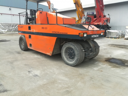 ขายรถบด RT200WT-C  โทร 061-4194021 พรภวิษย์