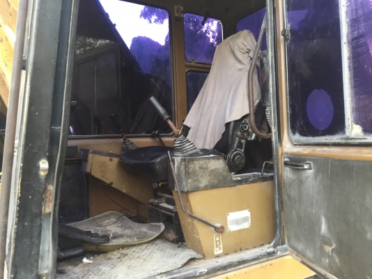 ขายCAT320CกับE200B  รถใช้ได้ปกติเจ้าของขายเองราคาไม่แพง