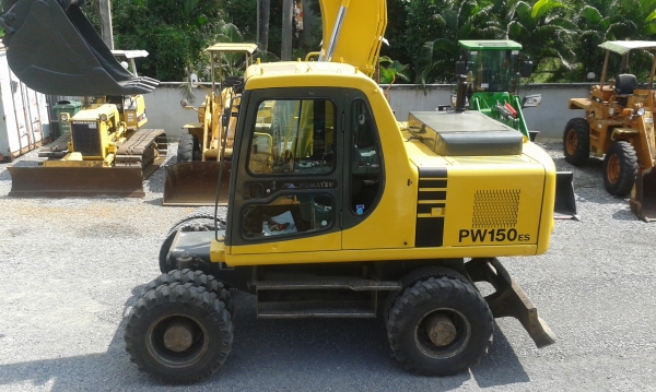 ต้องการขายรถขุดKOMATSU-PW150ESรถนอกนำเข้าจากญี่ปุ่น ต้องการขายรถขุดKOMATSU-PW150ESรถนอกนำเข้าจากญี่ปุ่น