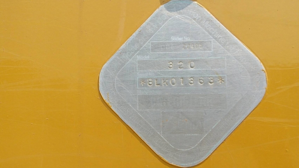 ขายด่วนแบคโฮ CAT 320 V1