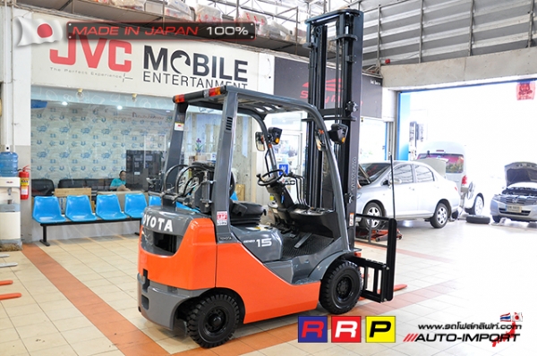 ขายรถโฟล์คลิฟท์มือสอง TOYOTA รุ่น 8FG15-30506 นำเข้าจากประเทศญี่ปุ่น 100\% ไม่เคยใช้งานในไทย