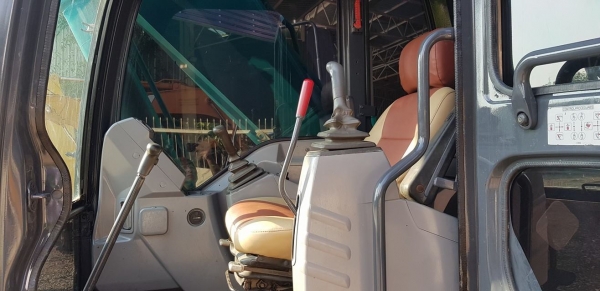 KOBELCO SK200-MARK6(YN10)