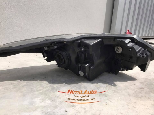 ไฟหน้า Honda HR-V