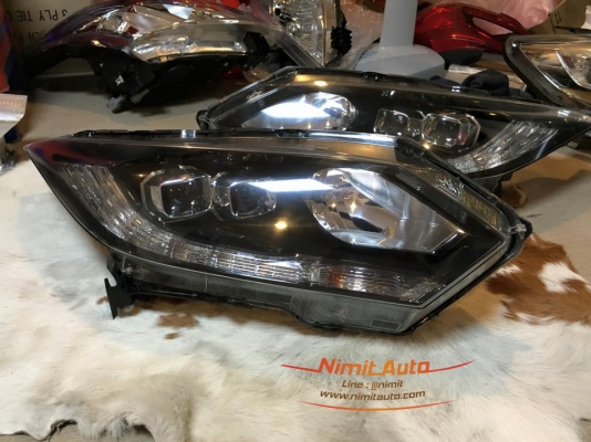 กระจังหน้า Honda Hr-v top 2013