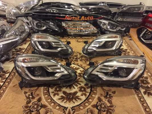 ไฟหน้า Mobilio Rs 2014