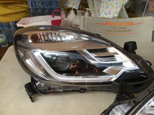 ไฟหน้า Honda Brio 2014