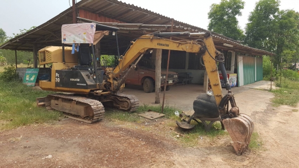 ขาย แบคโฮ KOMATSU PC30-5 เครื่องดี ปั้มเฟือง ช่วงล่าง 70\% รถใช้งานได้ดี เอกสารใบซื้อขาย ขาย แบคโฮ KOMATSU PC30-5 เครื่องดี ปั้มเฟือง ช่วงล่าง 70\% รถใช้งานได้ดี เอกสารใบซื้อขาย