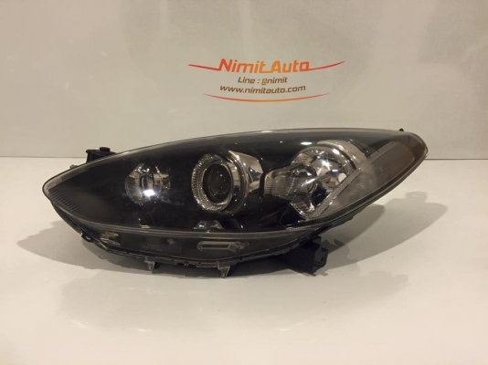 ไฟหน้า Mazda 2 Projecter 2010