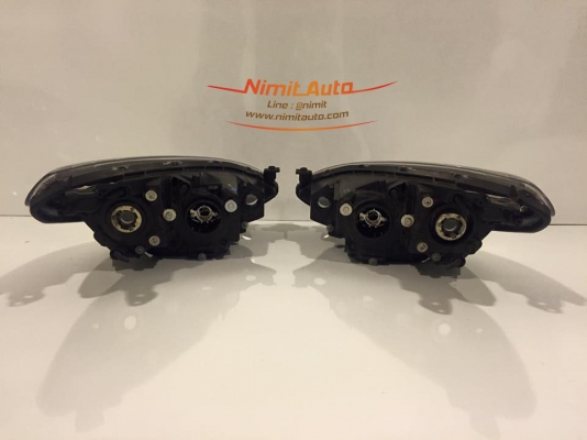 ไฟหน้า Mazda 2 Projecter 2010