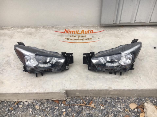 ไฟหน้า Mazda 2 Skyactiv