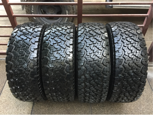 ยาง All Maxxis980 265 70 16 สิ้นปี14 ดอกเต็ม ไม่มีปะ ใช้ยาว ราคาไม่แพง
