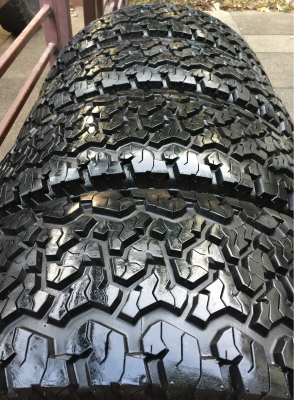 ยาง All Maxxis980 265 70 16 สิ้นปี14 ดอกเต็ม ไม่มีปะ ใช้ยาว ราคาไม่แพง