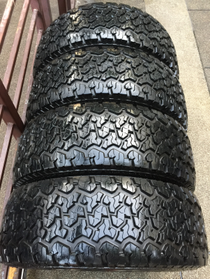 ยาง All Maxxis980 265 70 16 สิ้นปี14 ดอกเต็ม ไม่มีปะ ใช้ยาว ราคาไม่แพง